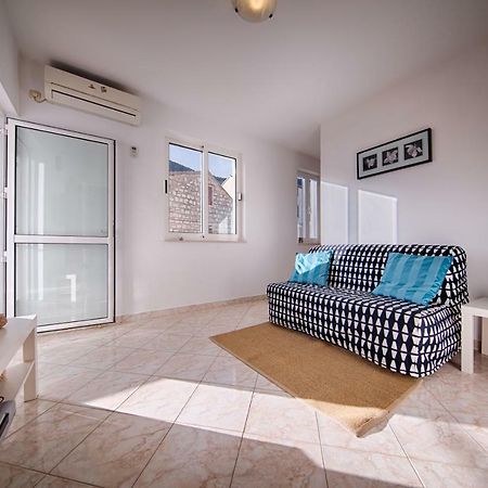 Apartments Marinkovic Komiža Eksteriør billede