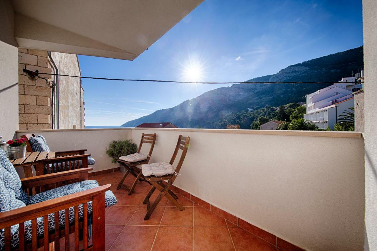 Apartments Marinkovic Komiža Eksteriør billede
